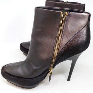 Badgley Mischka x Mark + James Leather Fur Ankle Boot 9.5